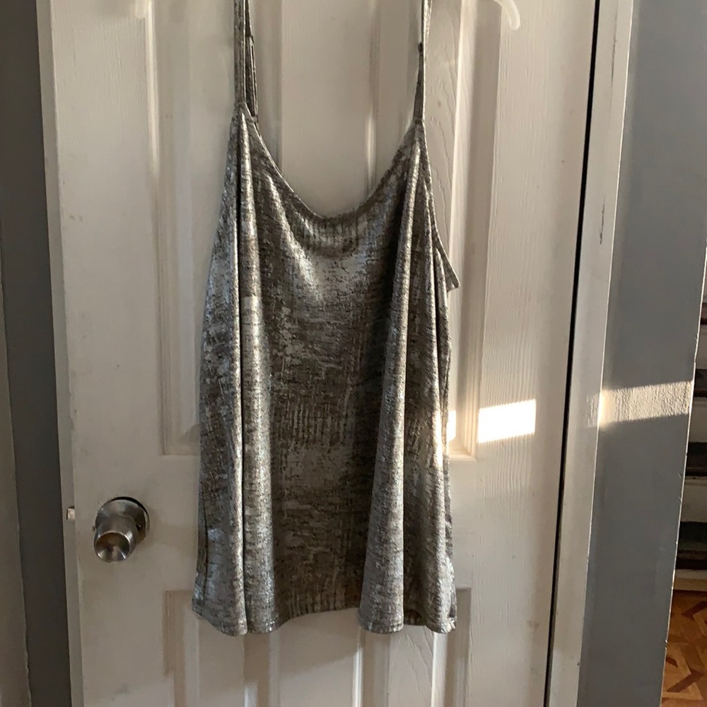 Foil hacci tank